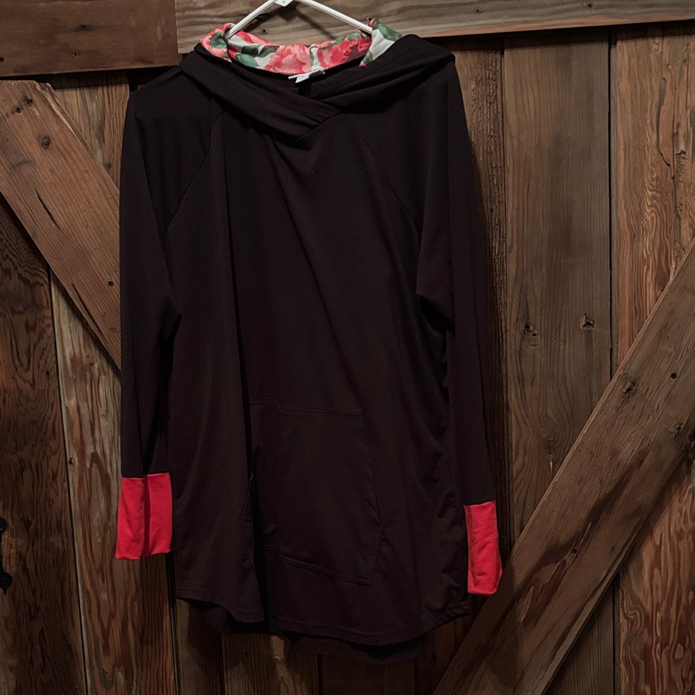 LuLaRoe Black and Pink Top